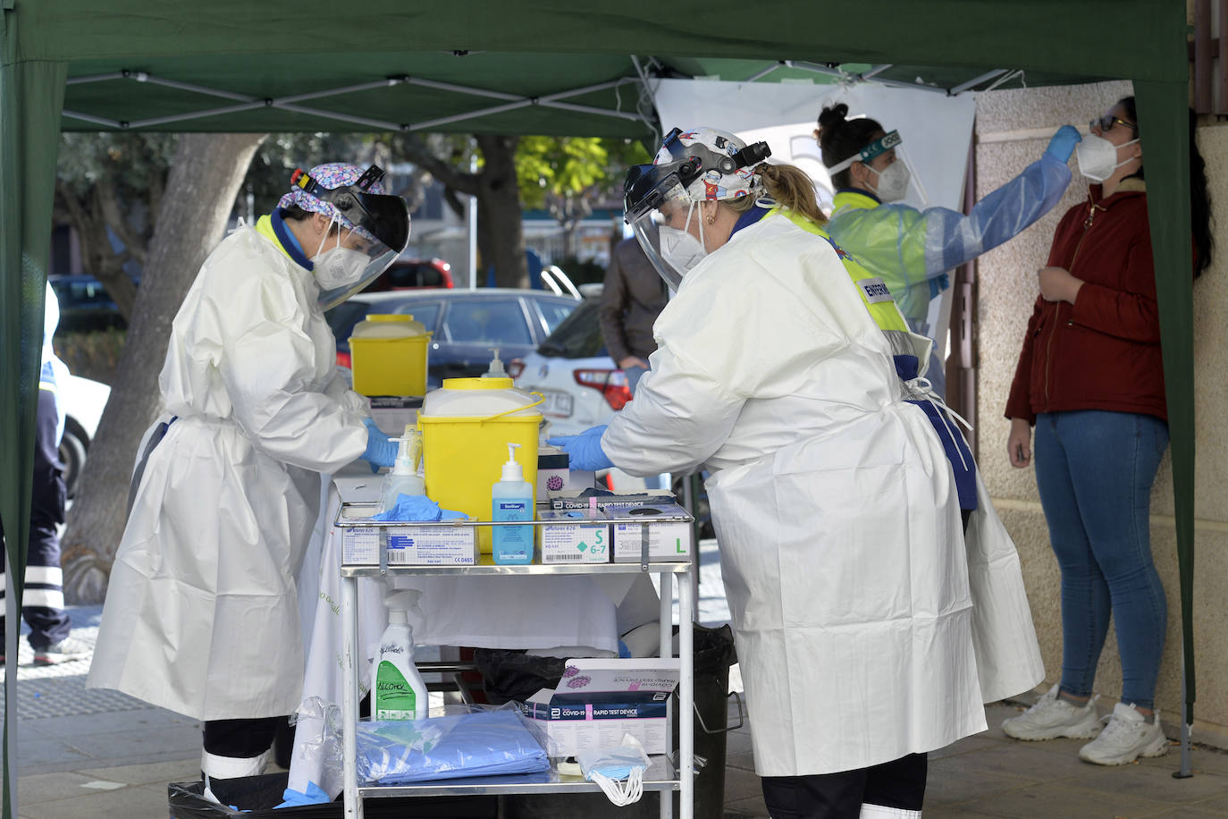 Fotos: Cribado en el servicio de Urgencia de Atención Primaria de San Andrés (Murcia)