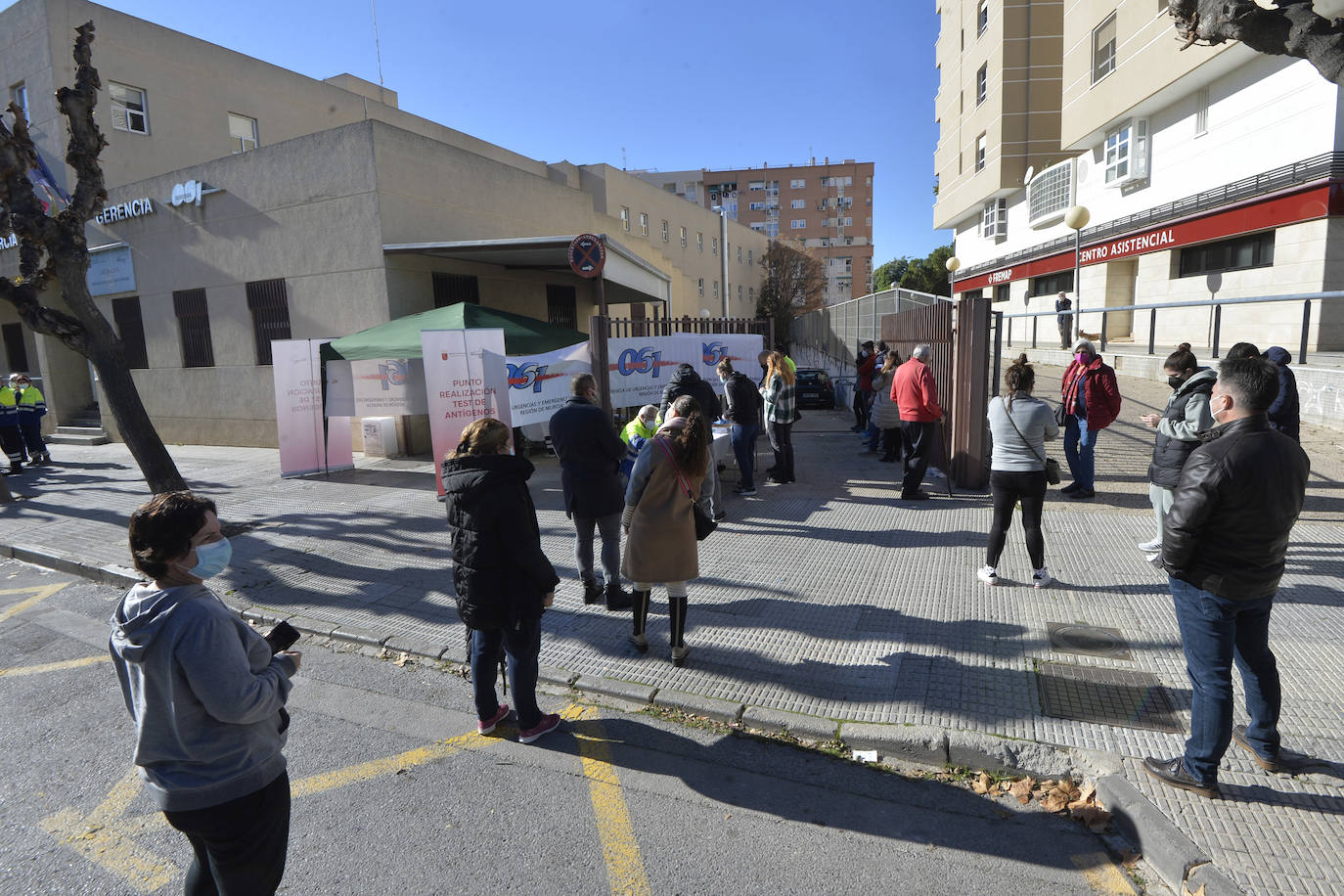 Fotos: Cribado en el servicio de Urgencia de Atención Primaria de San Andrés (Murcia)