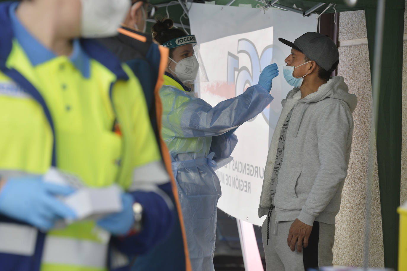 Fotos: Cribado en el servicio de Urgencia de Atención Primaria de San Andrés (Murcia)