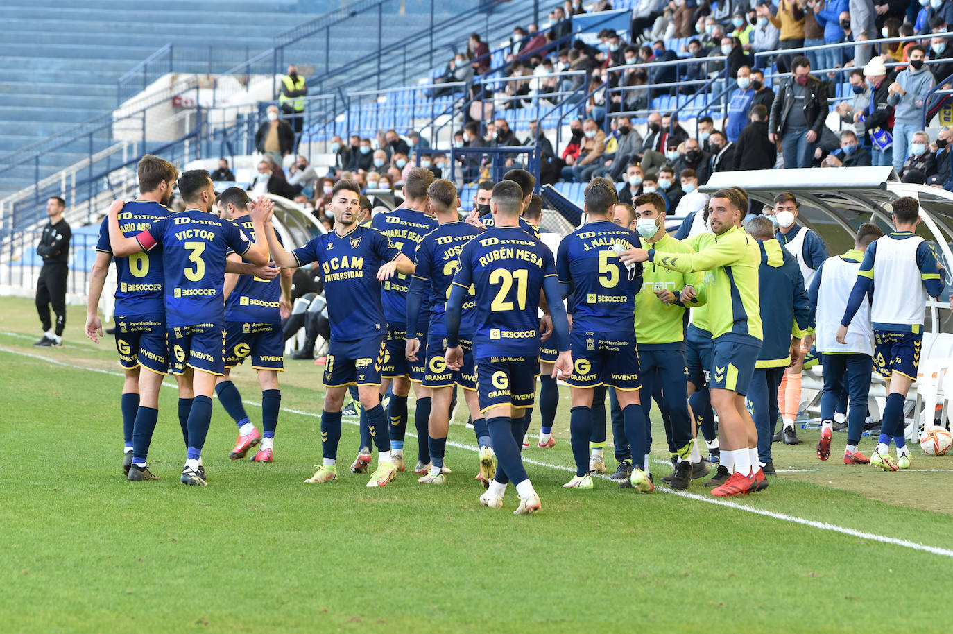 Fotos: La victoria del UCAM ante el Cornellá, en imágenes