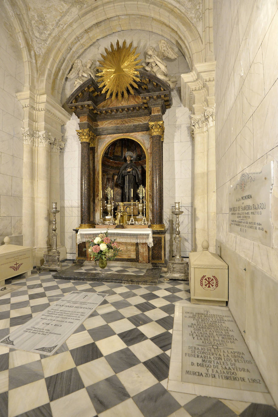 Fotos: Los enterrados en la Catedral de Murcia