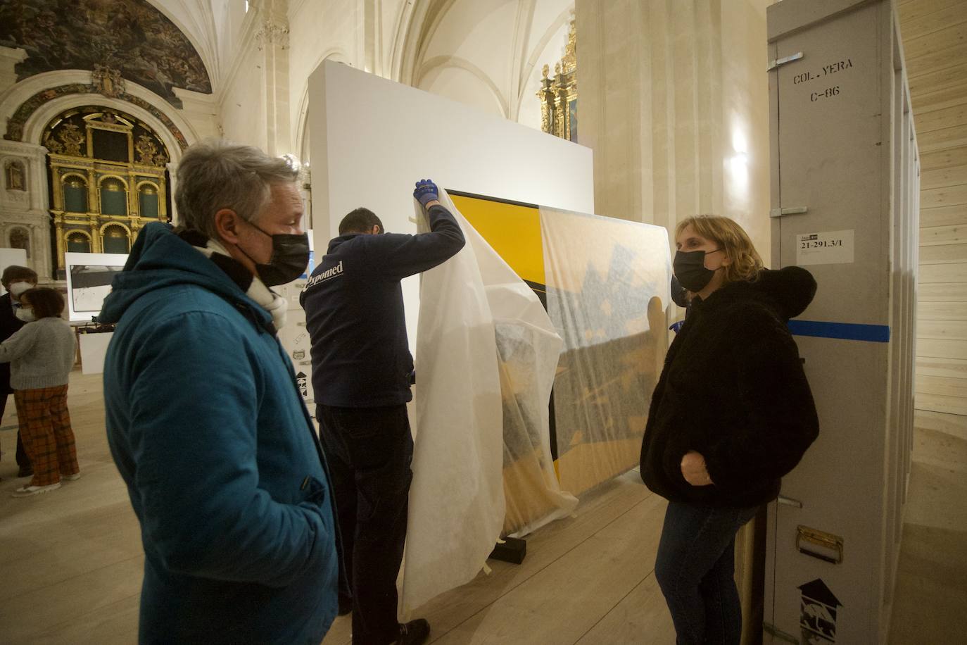 Fotos: Montaje de la exposición &#039;Atlas, coordenadas e identidades en la colección Mariano Yera&#039;