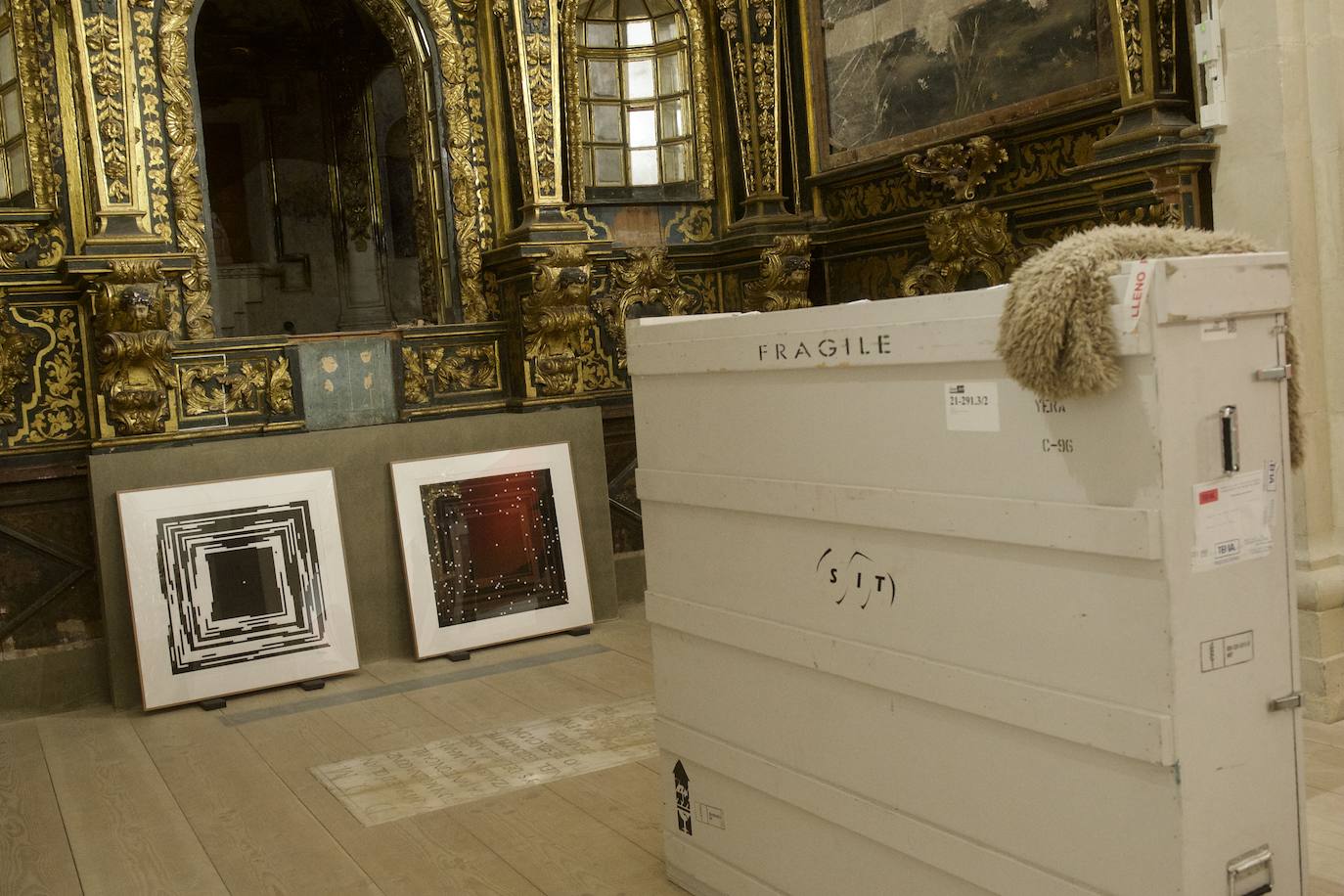 Fotos: Montaje de la exposición &#039;Atlas, coordenadas e identidades en la colección Mariano Yera&#039;