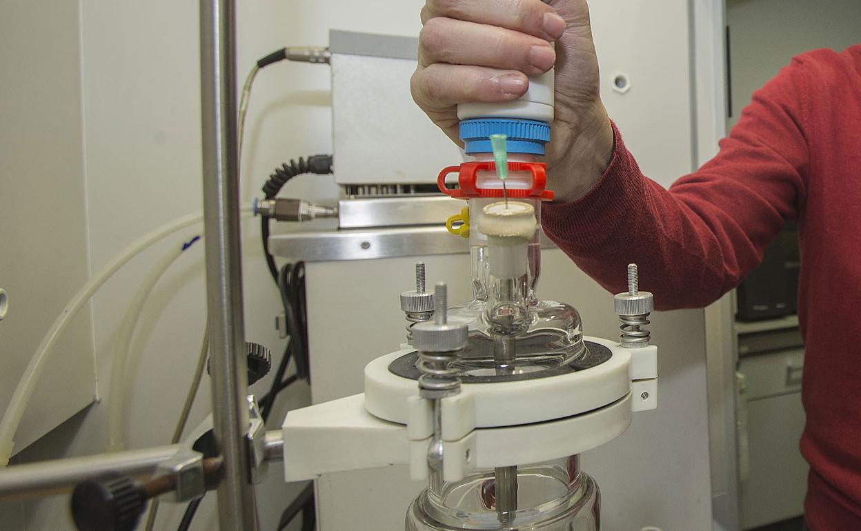 Imagen de archivo de un laboratorio de la UPCT. 