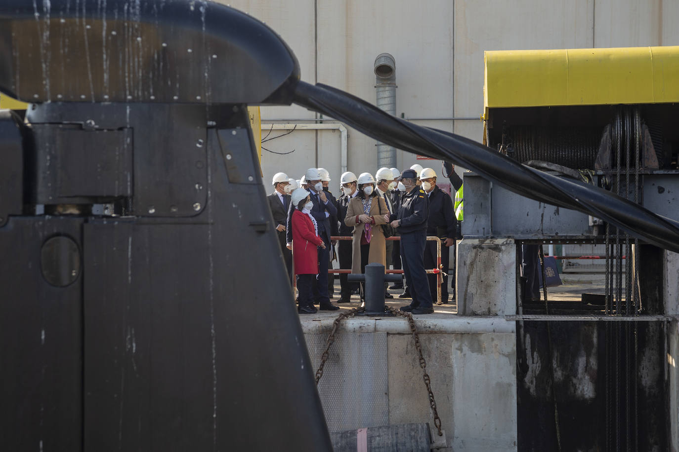 Fotos: Visita de la ministra de Defensa al astillero de Navantia en Cartagena