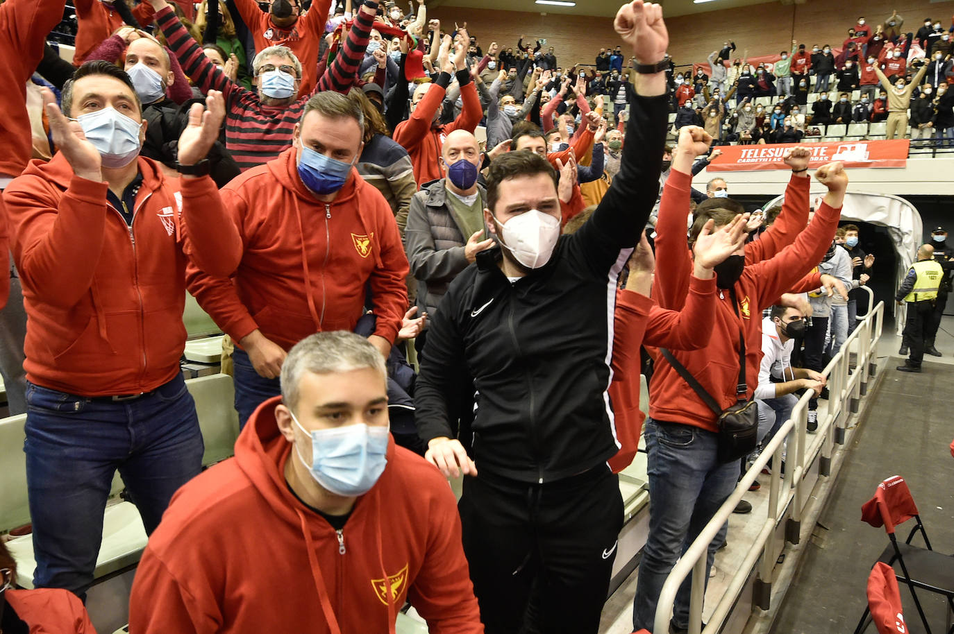 Fotos: El UCAM supera al Tenerife y se clasifica para la Copa del Rey