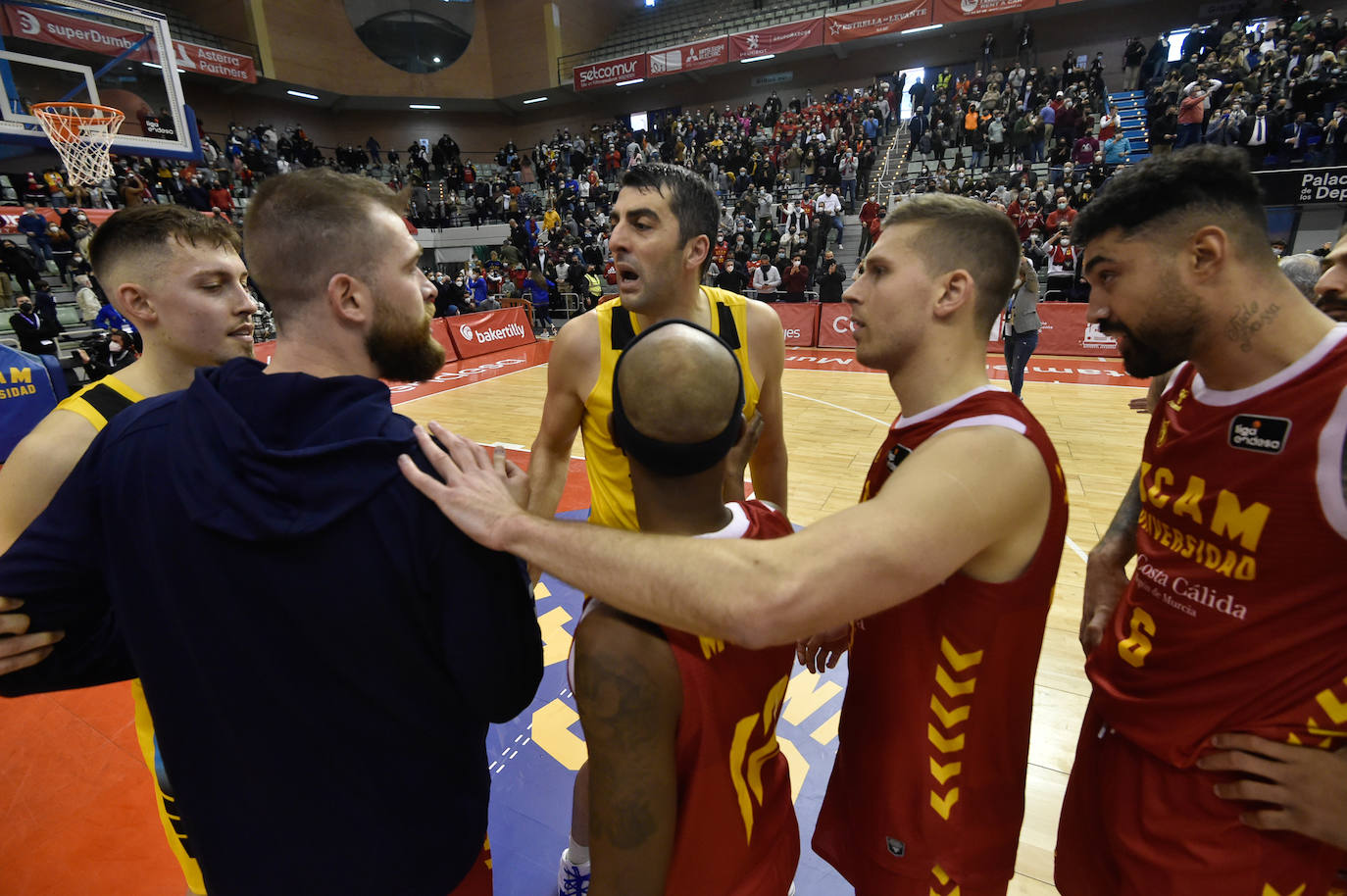Fotos: El UCAM supera al Tenerife y se clasifica para la Copa del Rey