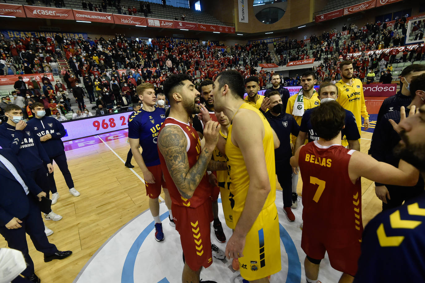 Fotos: El UCAM supera al Tenerife y se clasifica para la Copa del Rey