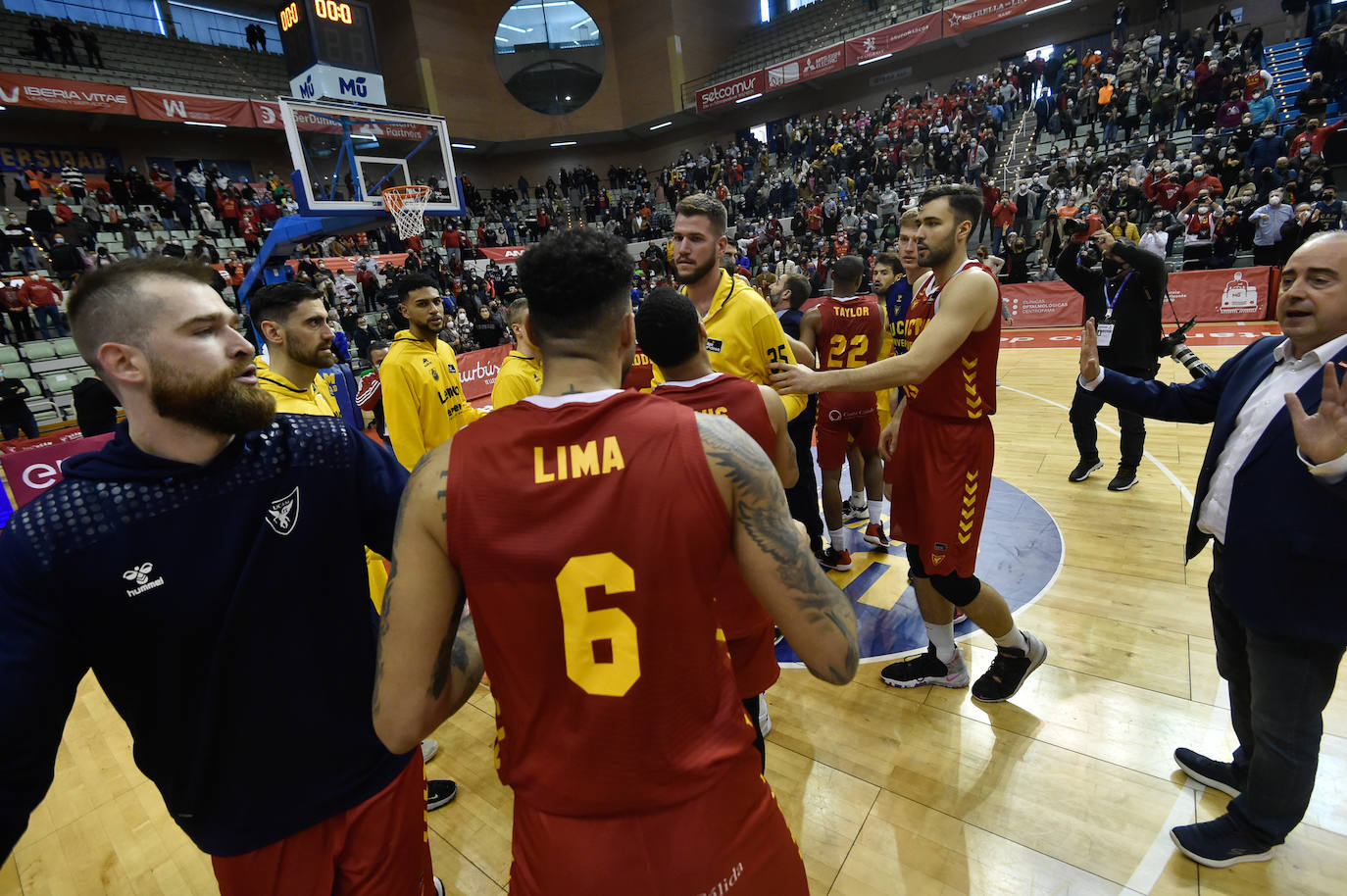 Fotos: El UCAM supera al Tenerife y se clasifica para la Copa del Rey