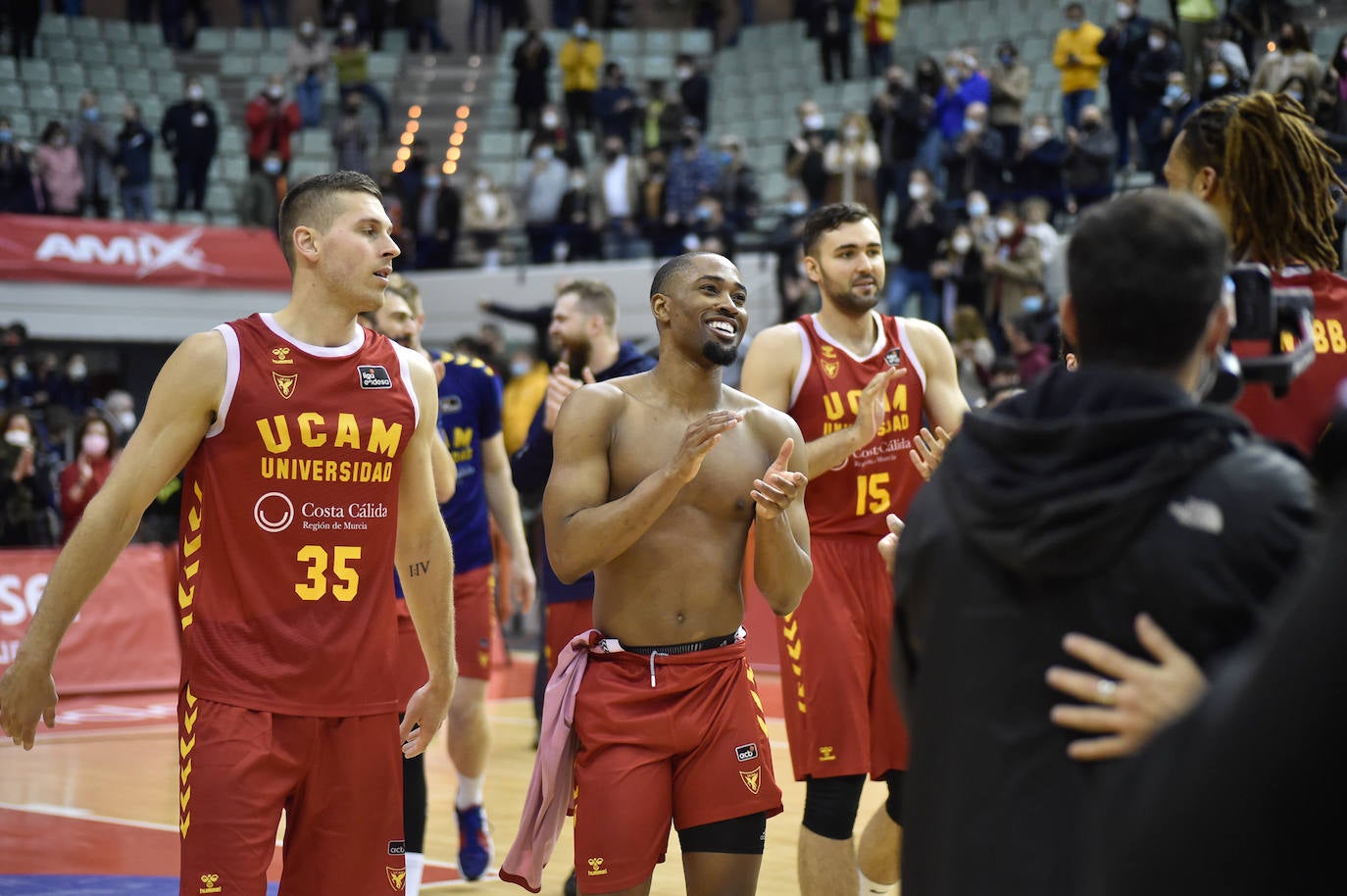 Fotos: El UCAM supera al Tenerife y se clasifica para la Copa del Rey
