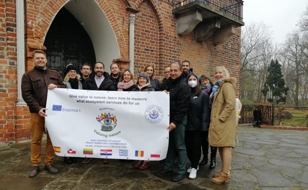 Foto grupal de los integrantes del proyecto.