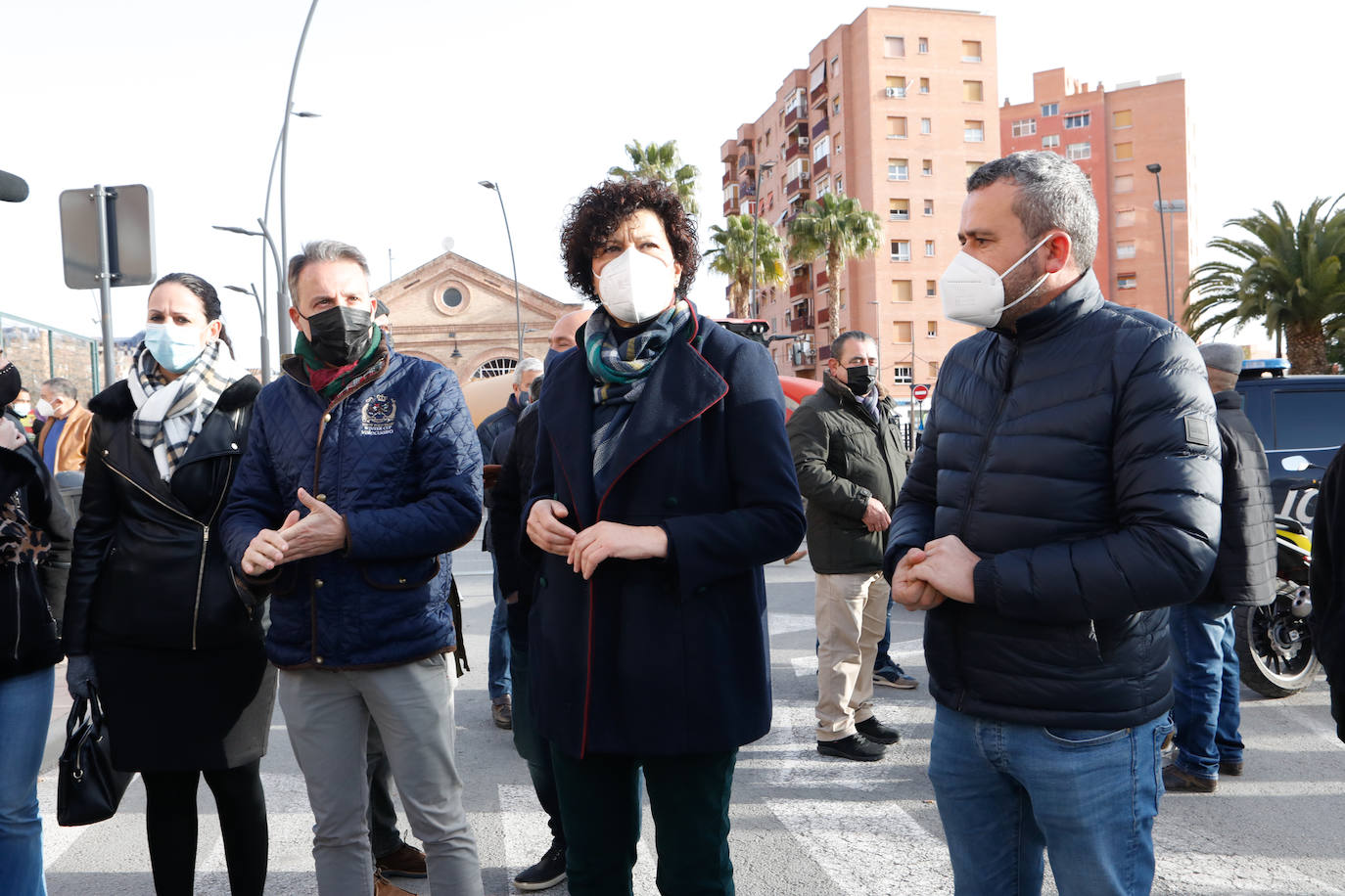 Fotos: Los ganaderos invaden el Centro de Desarrollo Local de Lorca durante una manifestación del sector