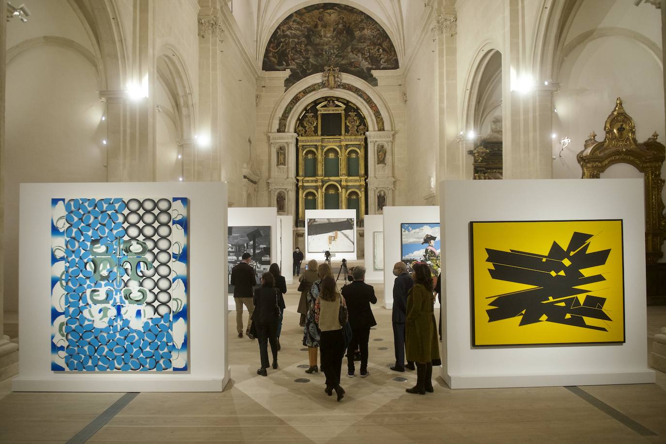 Fotos: La exposición &#039;Atlas, coordenadas e identidades&#039; reúne en San Esteban obras maestras de la pintura del siglo XX