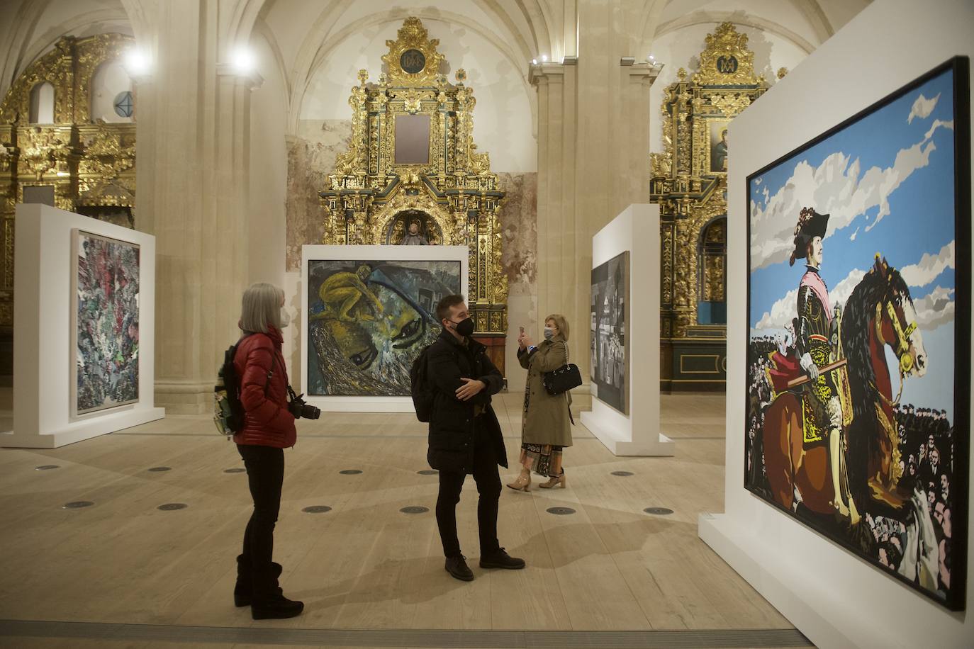 Fotos: La exposición &#039;Atlas, coordenadas e identidades&#039; reúne en San Esteban obras maestras de la pintura del siglo XX