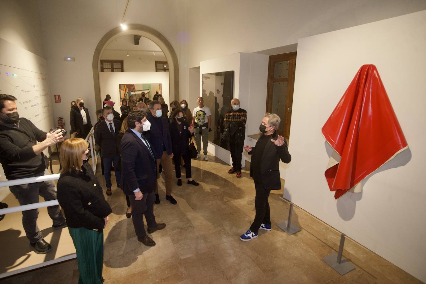 Fotos: La exposición &#039;Atlas, coordenadas e identidades&#039; reúne en San Esteban obras maestras de la pintura del siglo XX