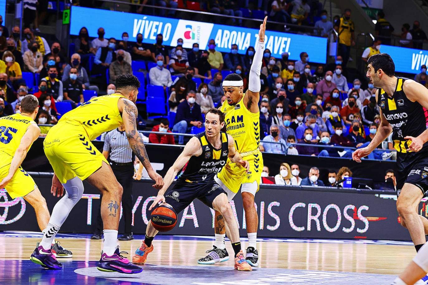 Fotos: Las imágenes de la derrota del UCAM Murcia en Tenerife