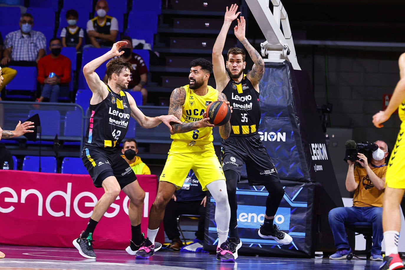 Fotos: Las imágenes de la derrota del UCAM Murcia en Tenerife