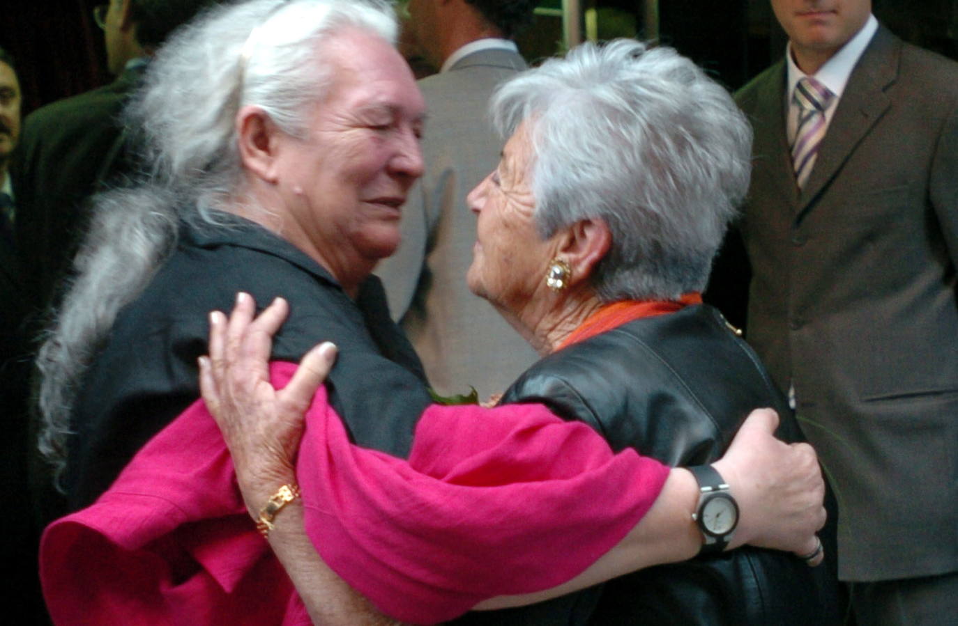 Inauguración de la Filmoteca Regional 'Francisco Rabal', junto a su viuda, Asunción Balaguer. 2004