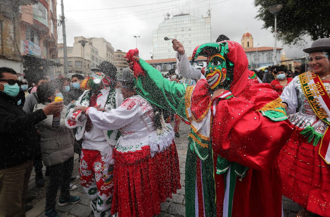 Fotos: Un beso y una vacuna para el Pepino
