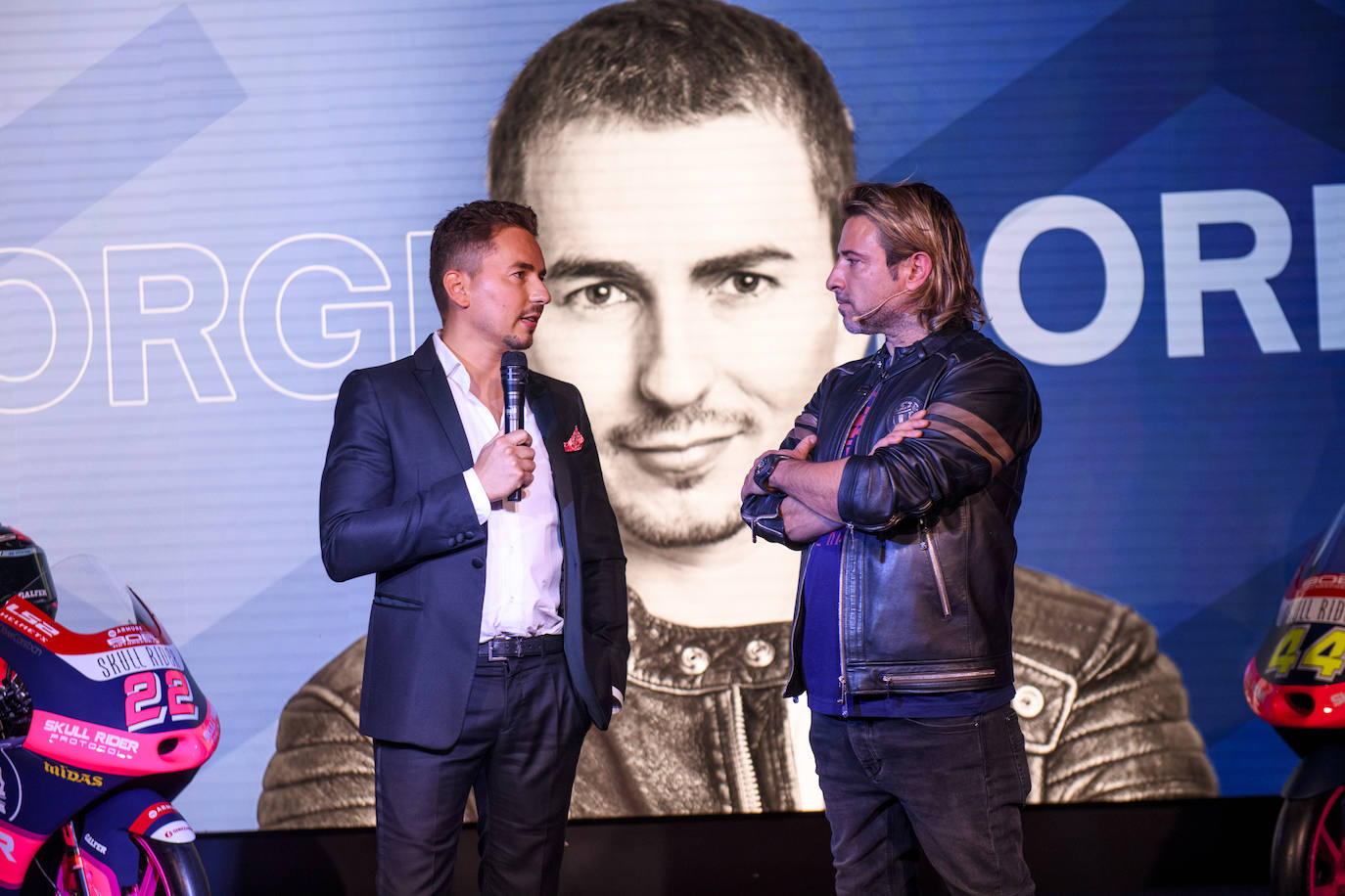 Fotos: El equipo BOÉ SKX presenta en Murcia su nuevo proyecto con Ana Carrasco