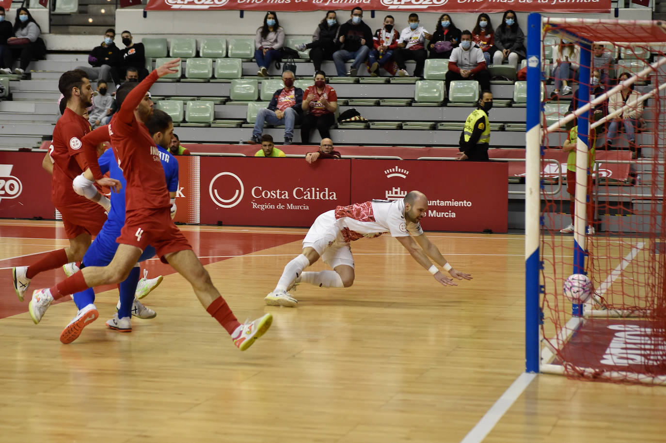 Fotos: La victoria de ElPozo, en imágenes
