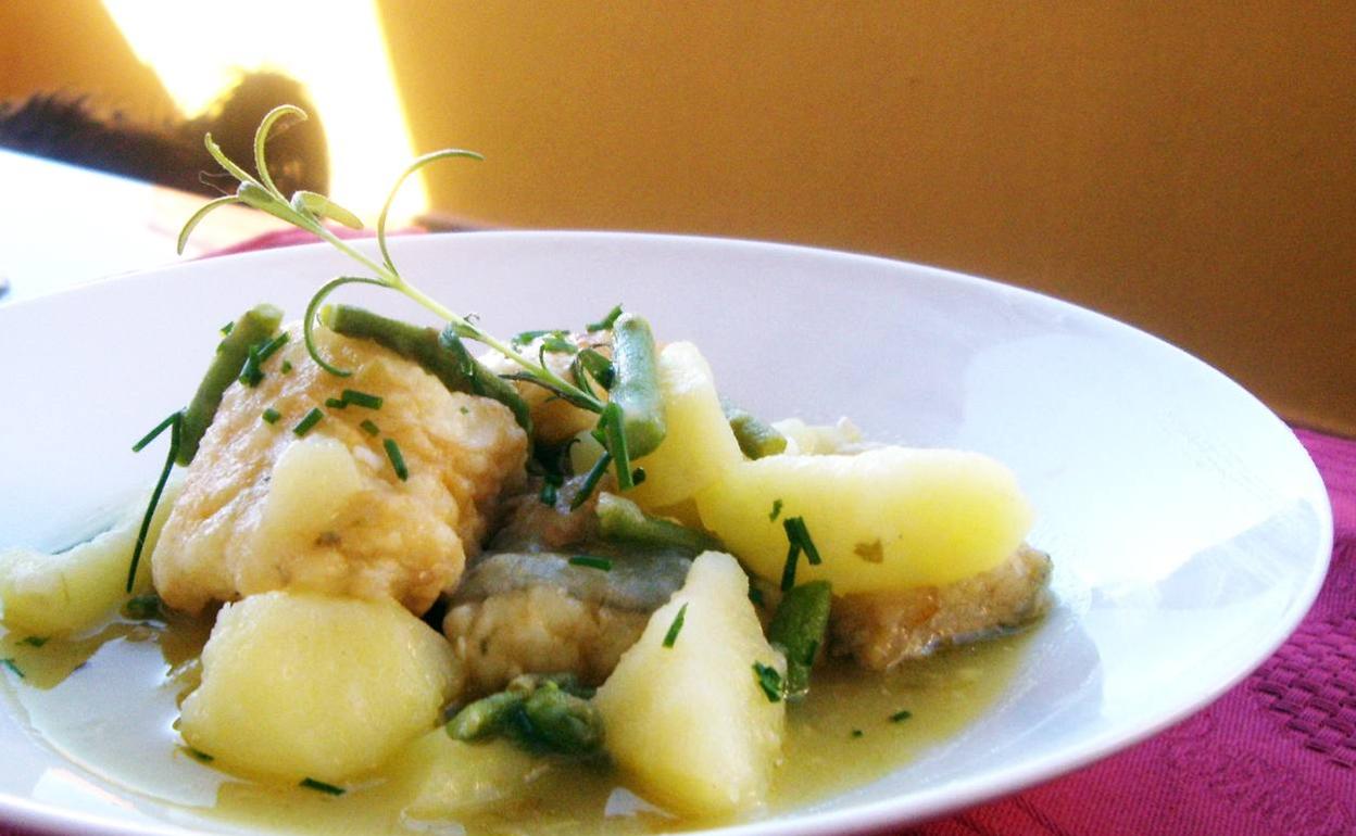 Lomos de bacalao con patatas