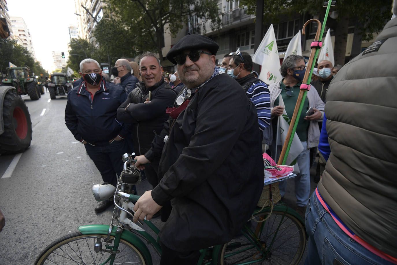 Fotos: Los agricultores salen a la calle en Murcia por la mejora del sector