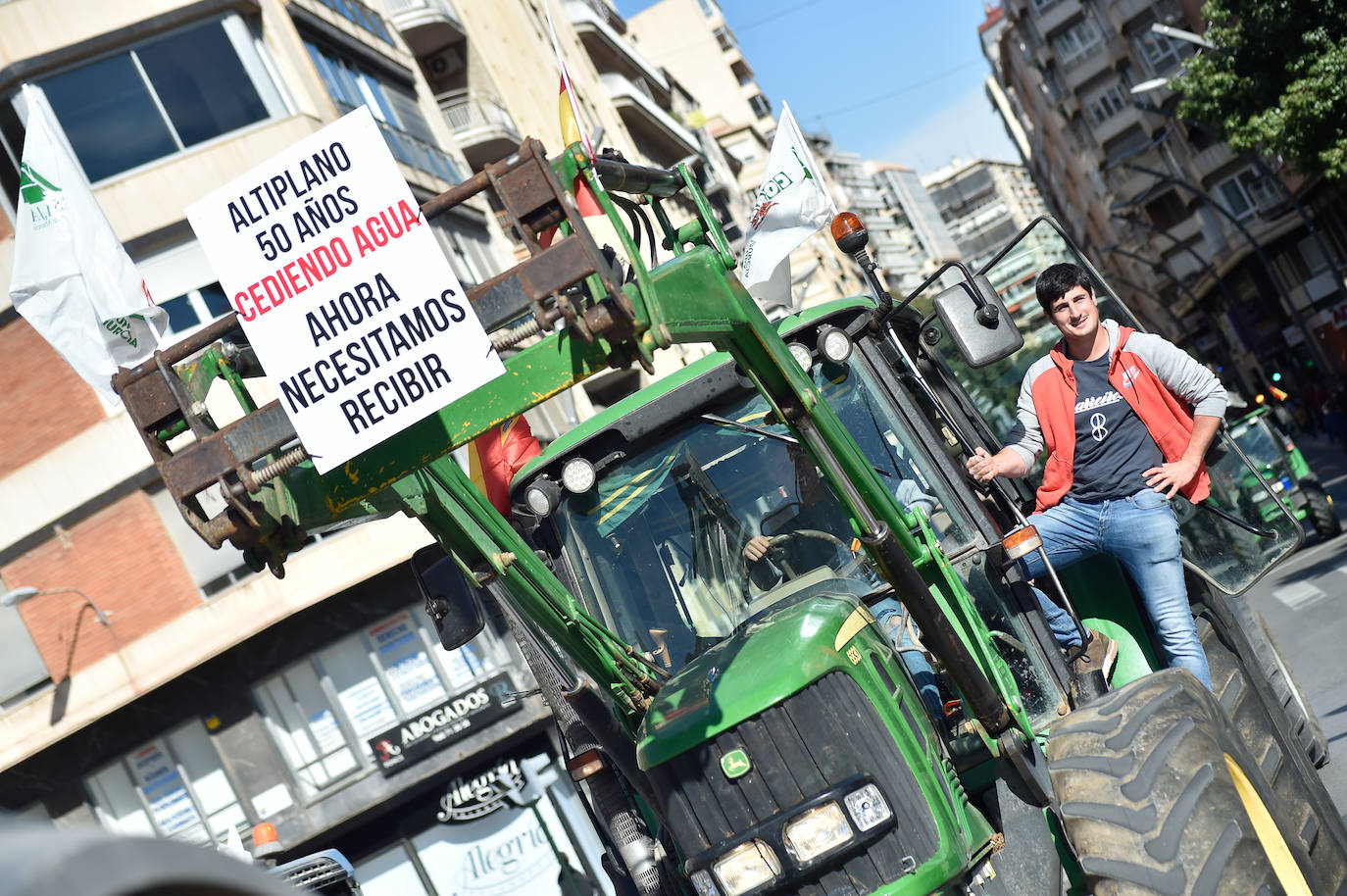 Fotos: Los agricultores salen a la calle en Murcia por la mejora del sector