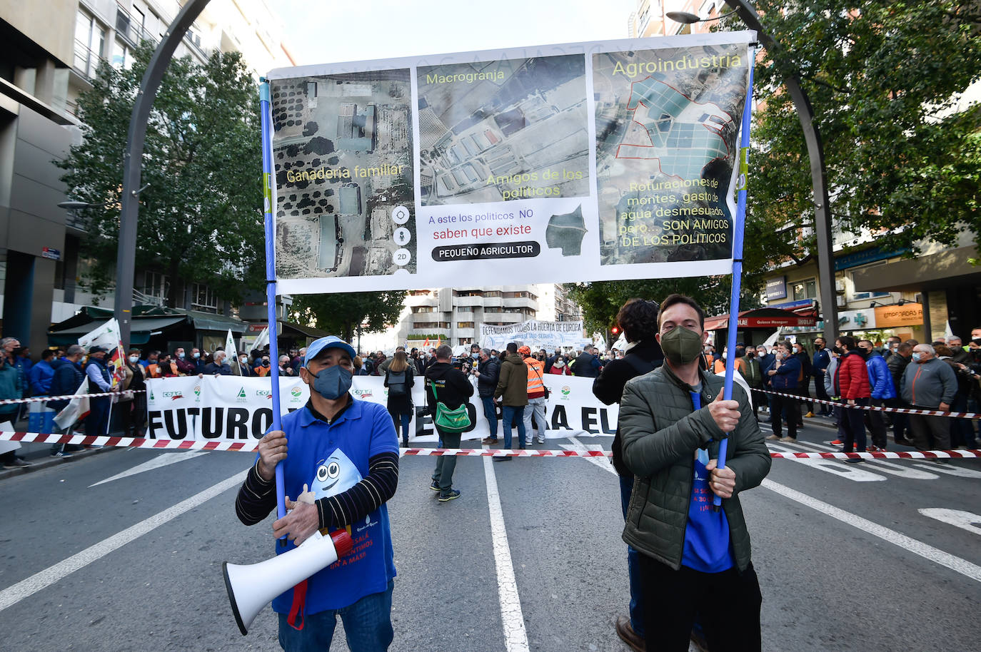 Fotos: Los agricultores salen a la calle en Murcia por la mejora del sector