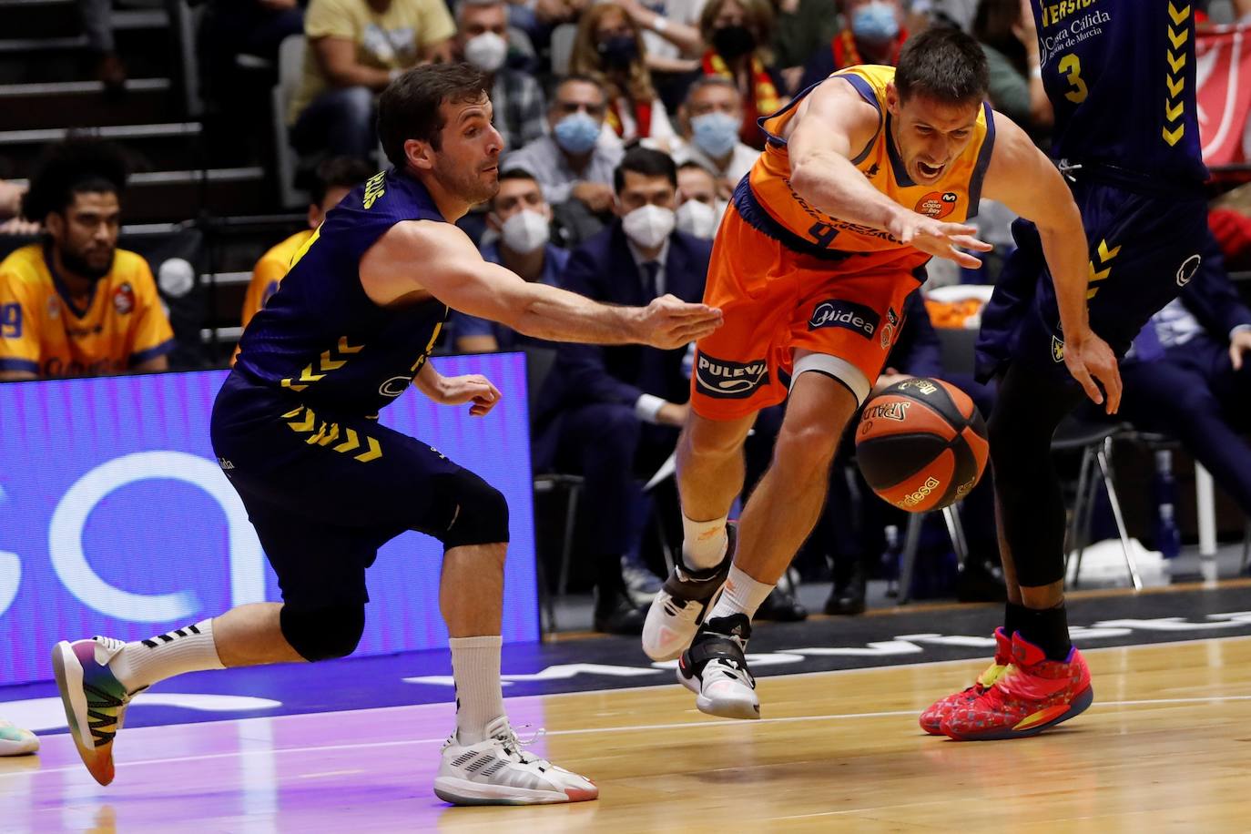 Fotos: La victoria del UCAM Murcia contra el Valencia Basket, en imágenes