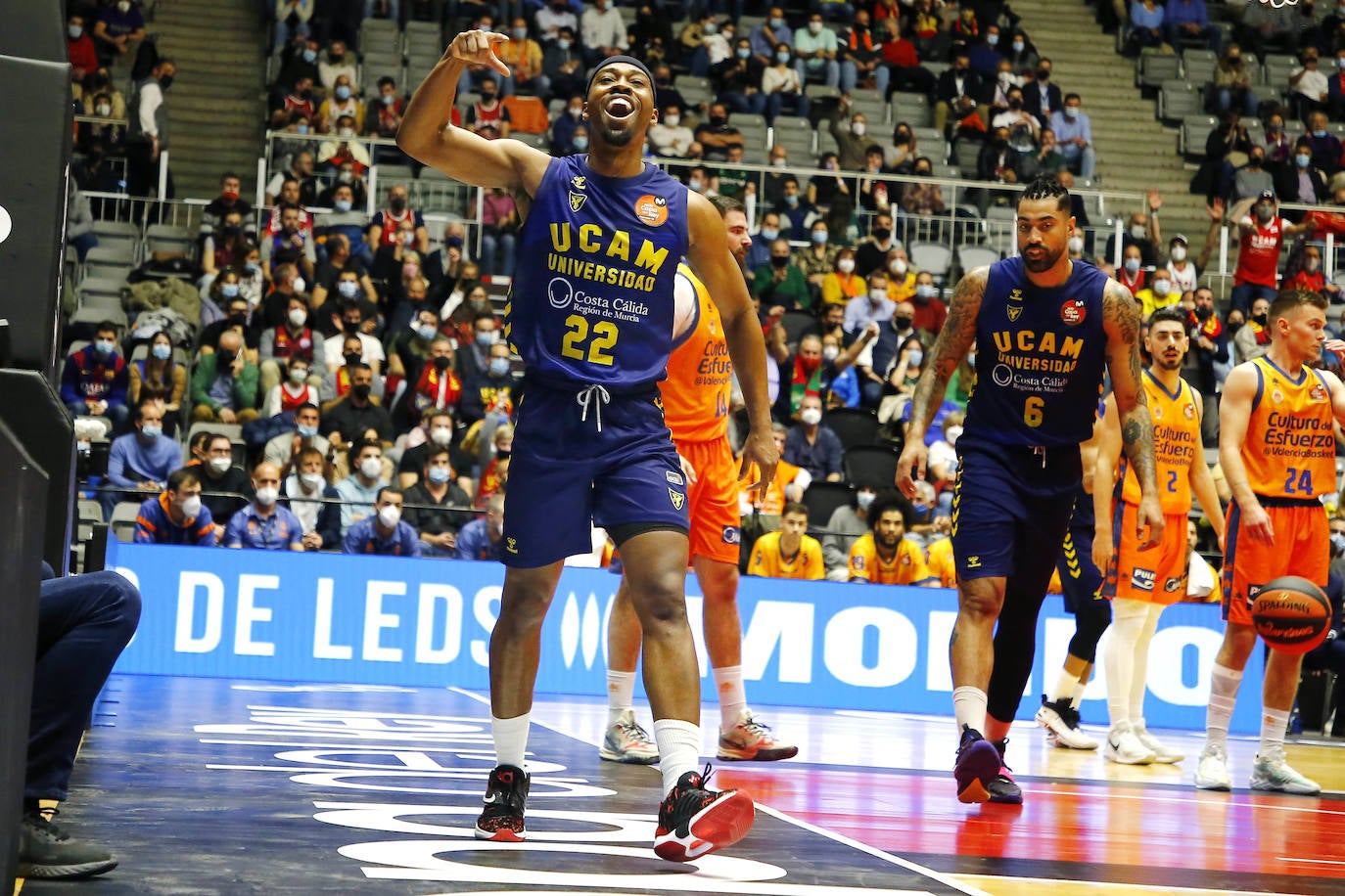 Fotos: La victoria del UCAM Murcia contra el Valencia Basket, en imágenes