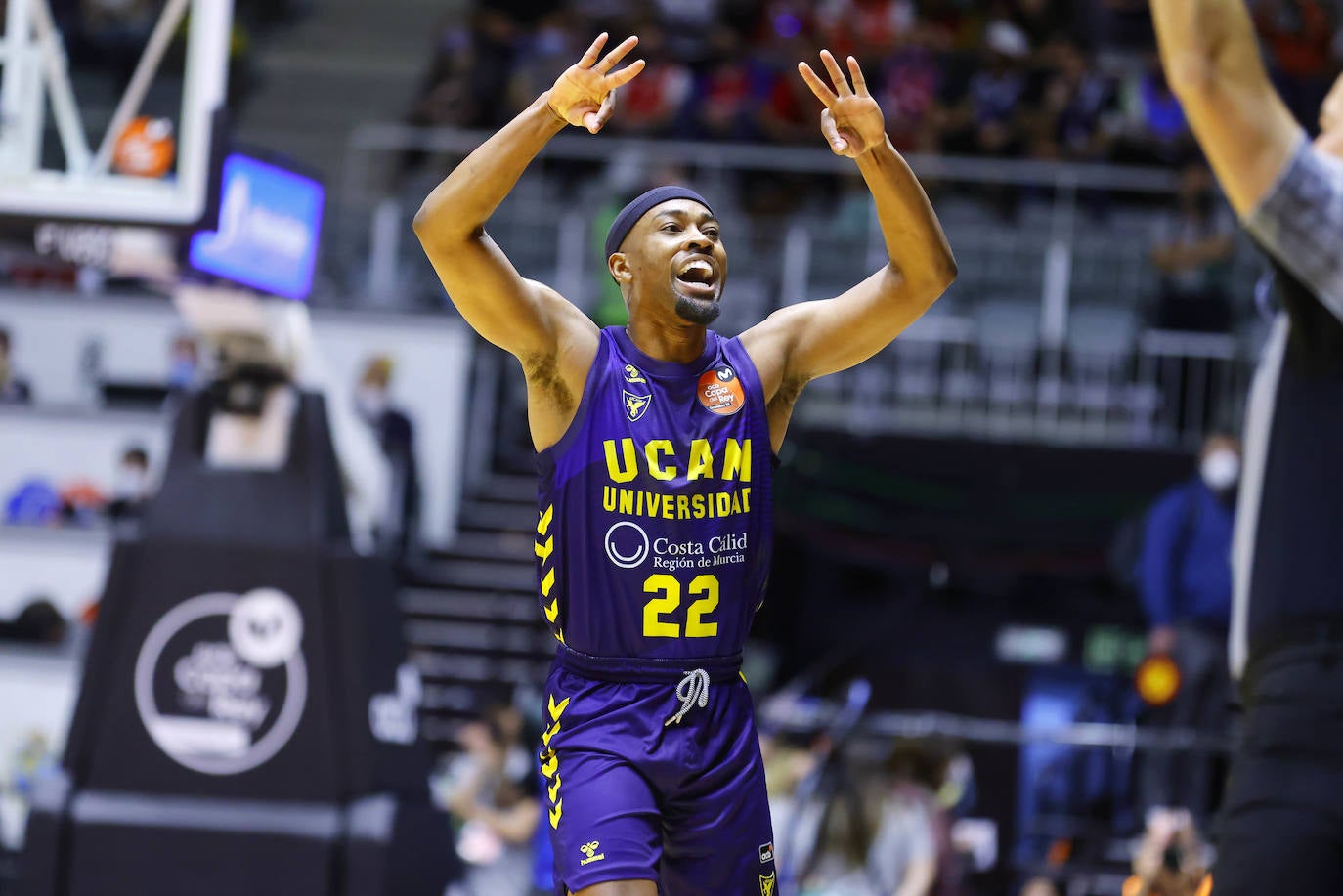 Fotos: La victoria del UCAM Murcia contra el Valencia Basket, en imágenes