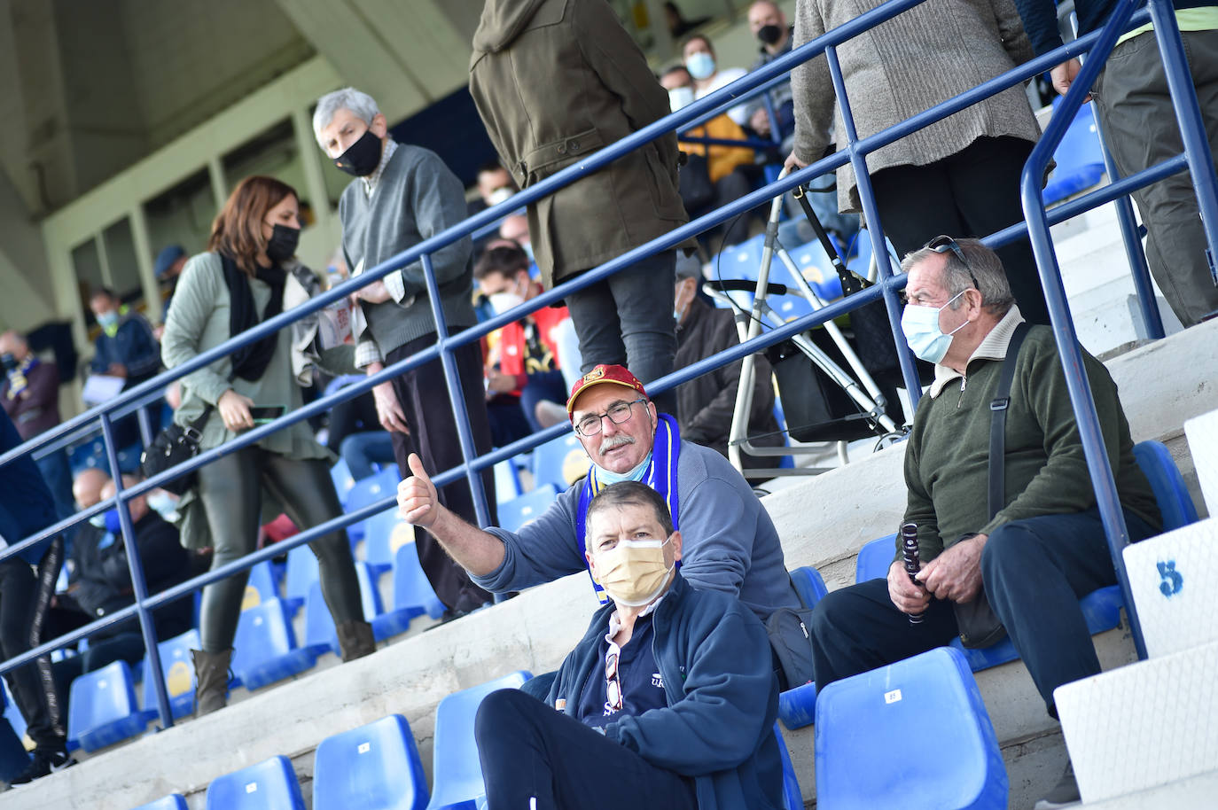 Fotos: Búscate en el partido de la UCAM contra el Sabadell en la Condomina