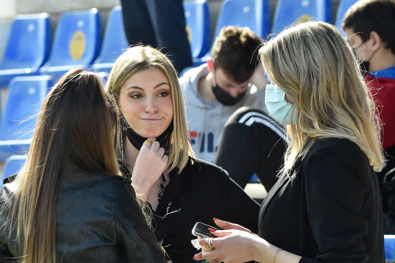 Fotos: Búscate en el partido de la UCAM contra el Sabadell en la Condomina