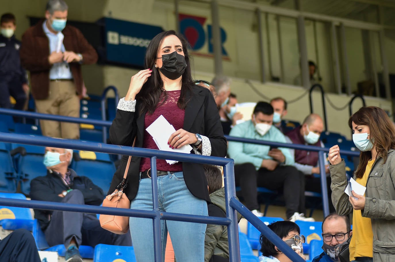 Fotos: Búscate en el partido de la UCAM contra el Sabadell en la Condomina