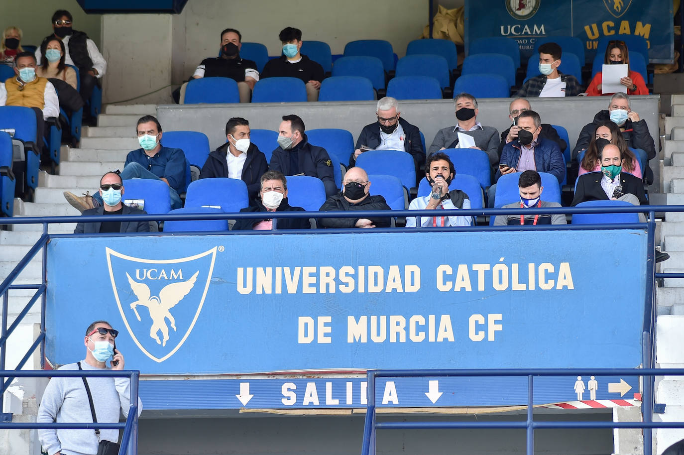 Fotos: Búscate en el partido de la UCAM contra el Sabadell en la Condomina