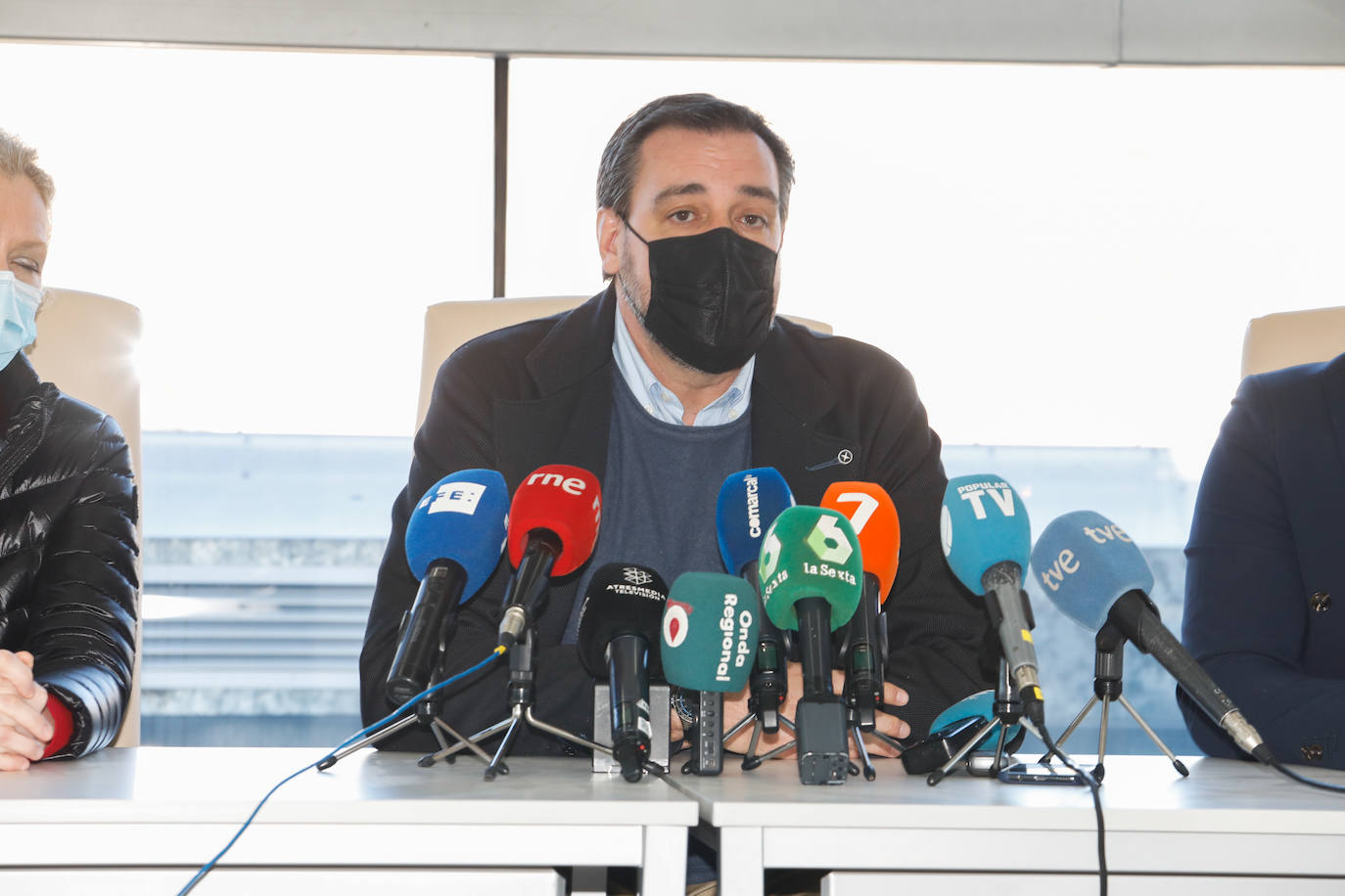 Fotos: El Pleno de Lorca aprueba la moción que afecta a la distancia de las granjas porcinas