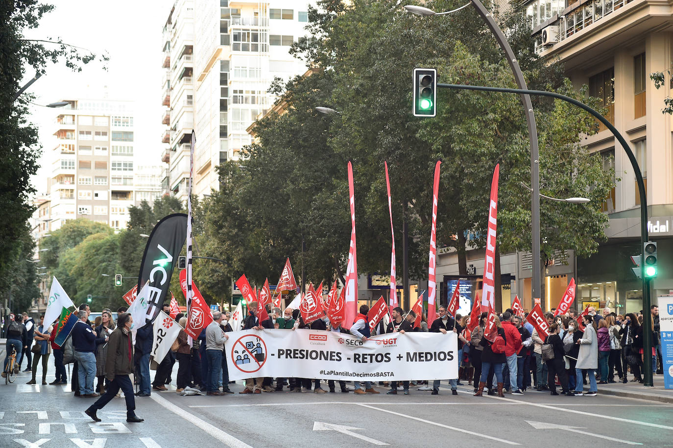 Fotos: Los trabajadores de CaixaBank se lanzan a la calle