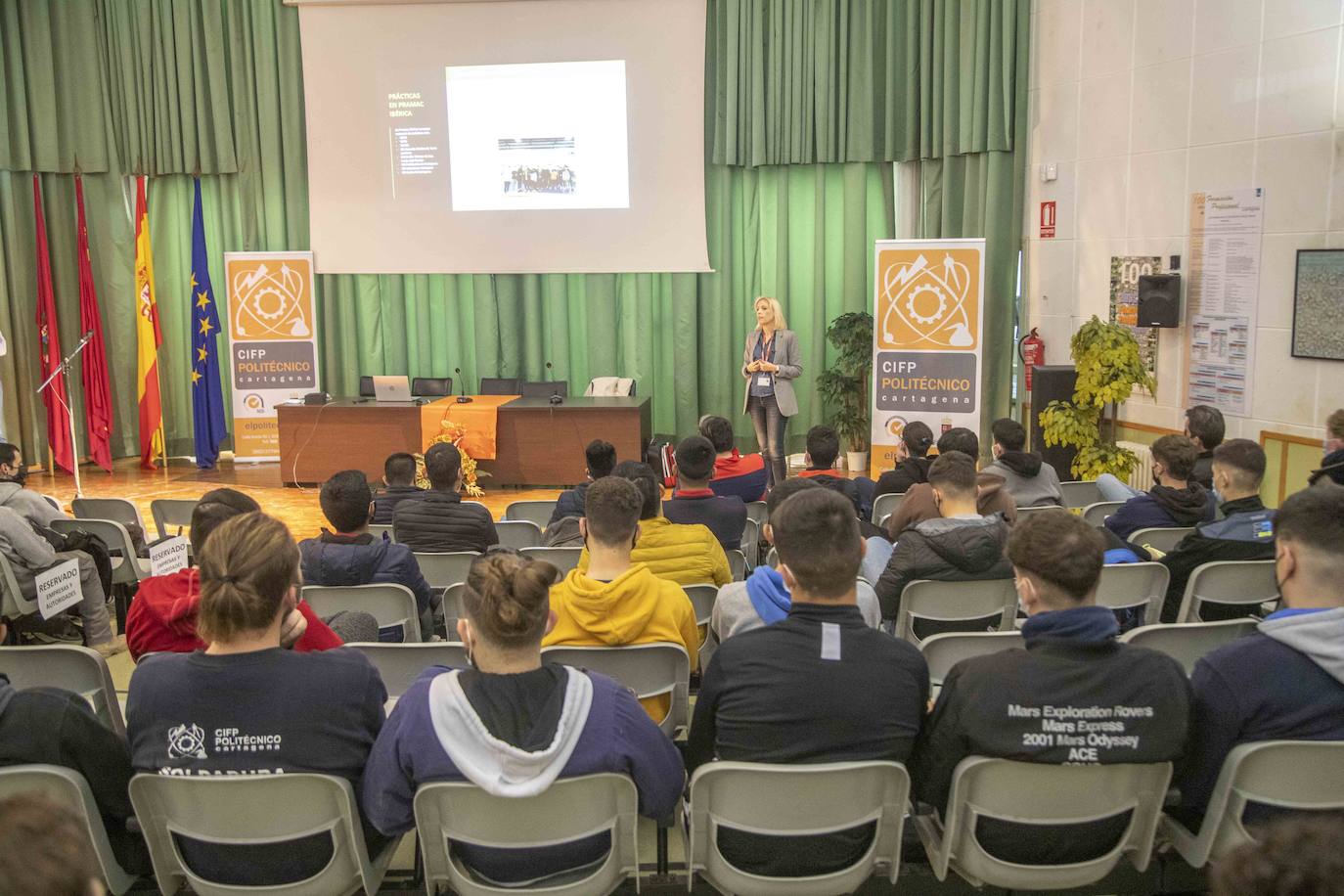 Fotos: El Politécnico de Cartagena estrena un aula con las últimas tecnologías digitales