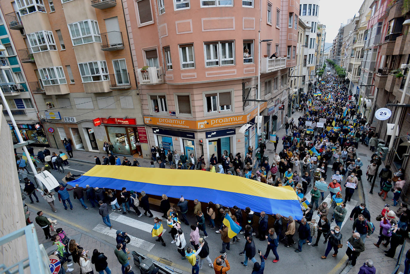 Fotos: Manifestación de ucranianos en Murcia contra la invasión rusa