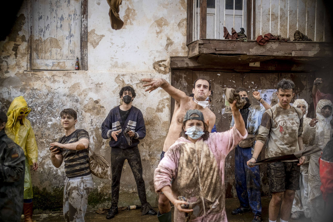 Fotos: Laza recupera las hormigas rabiosas