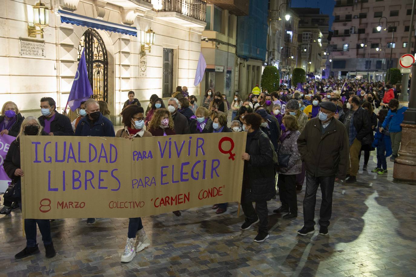 Fotos: Las mujeres se manifiestan en Cartagena