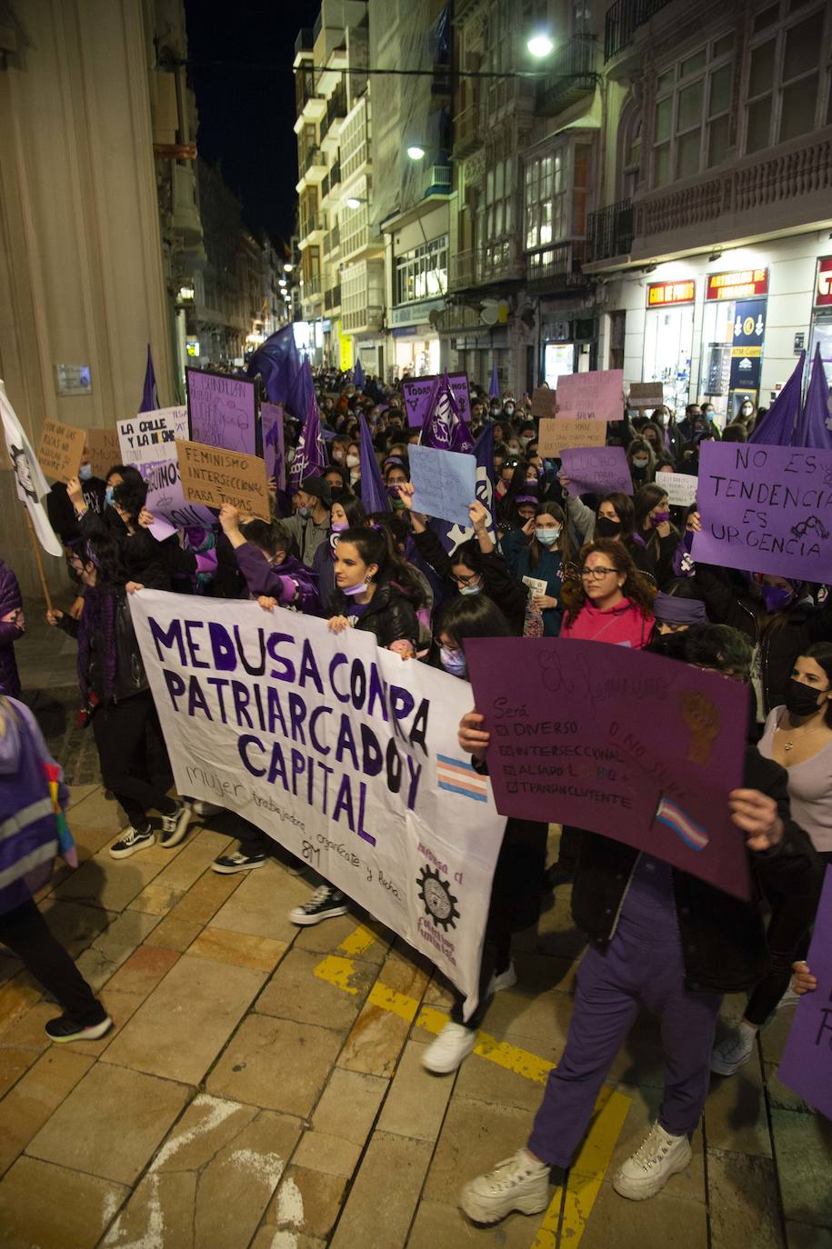 Fotos: Las mujeres se manifiestan en Cartagena