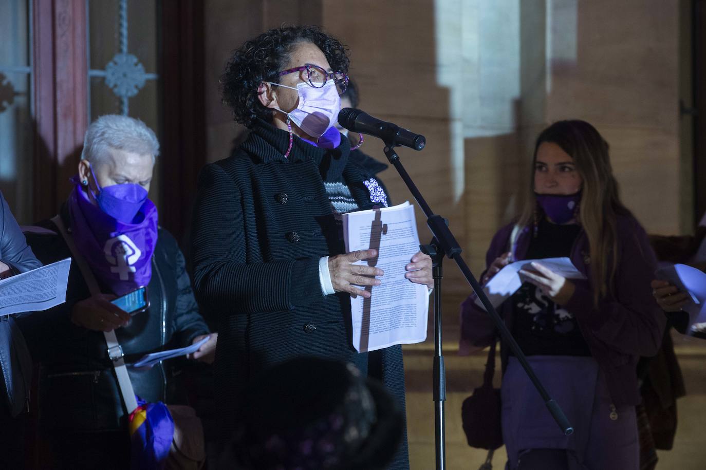 Fotos: Las mujeres se manifiestan en Cartagena