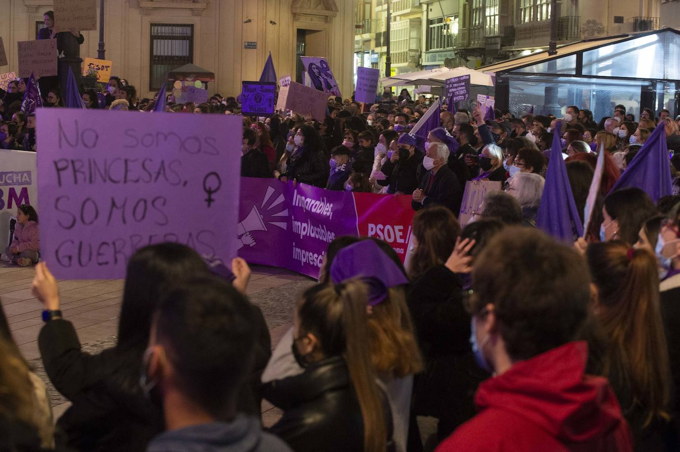 Fotos: Las mujeres se manifiestan en Cartagena