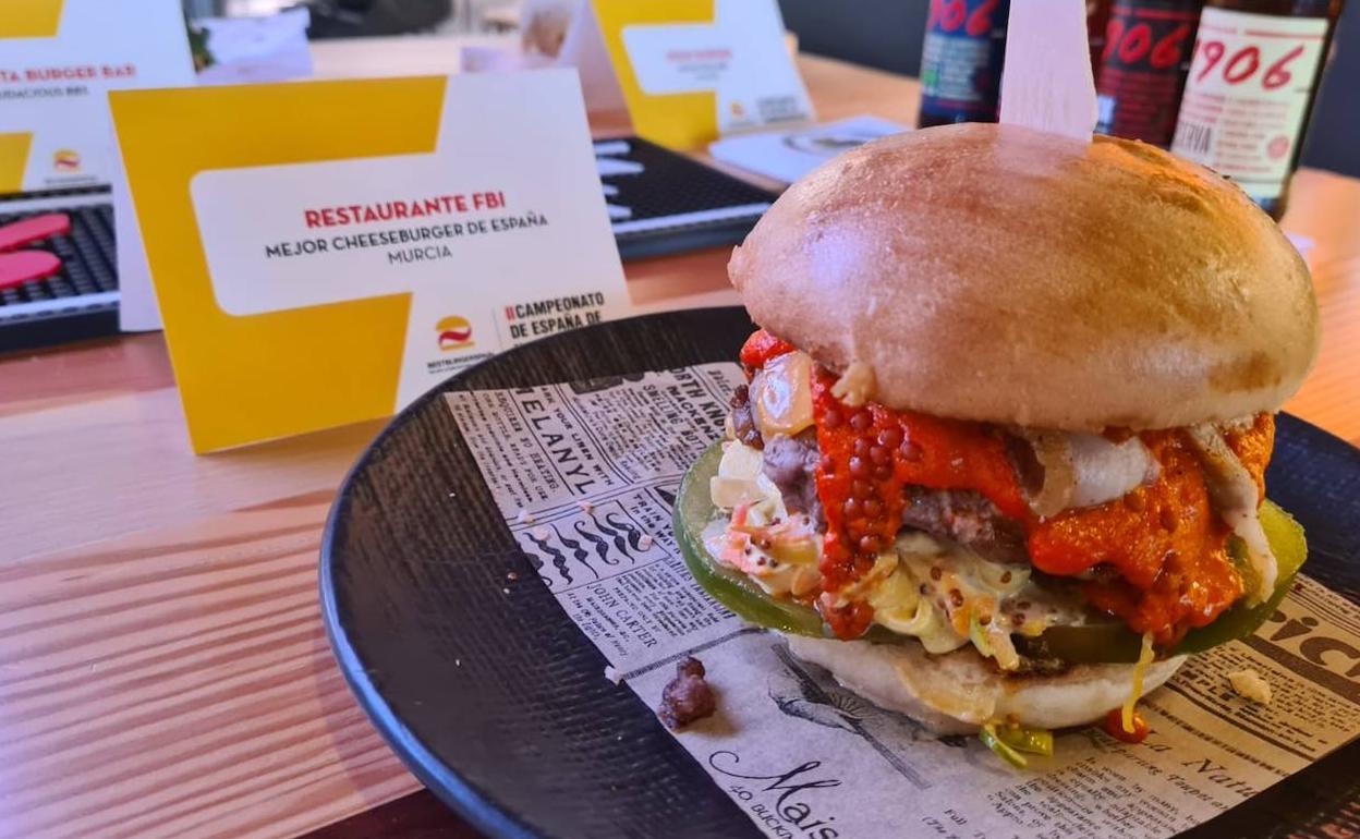 La hamburguesa 'El Panzas'.