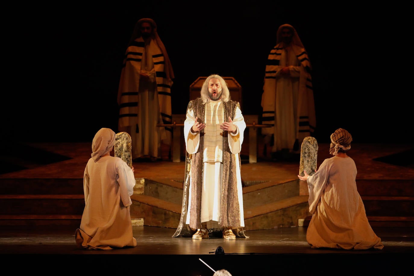 Fotos: Homenaje a Ucrania en el aniversario de &#039;Nabucco&#039; en el teatro Guerra de Lorca