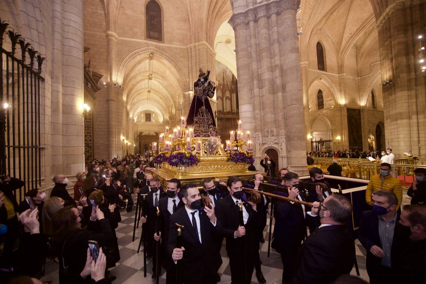 Fotos: Una procesión para la historia de Murcia el día en que la Morenica no pudo bajar del santuario