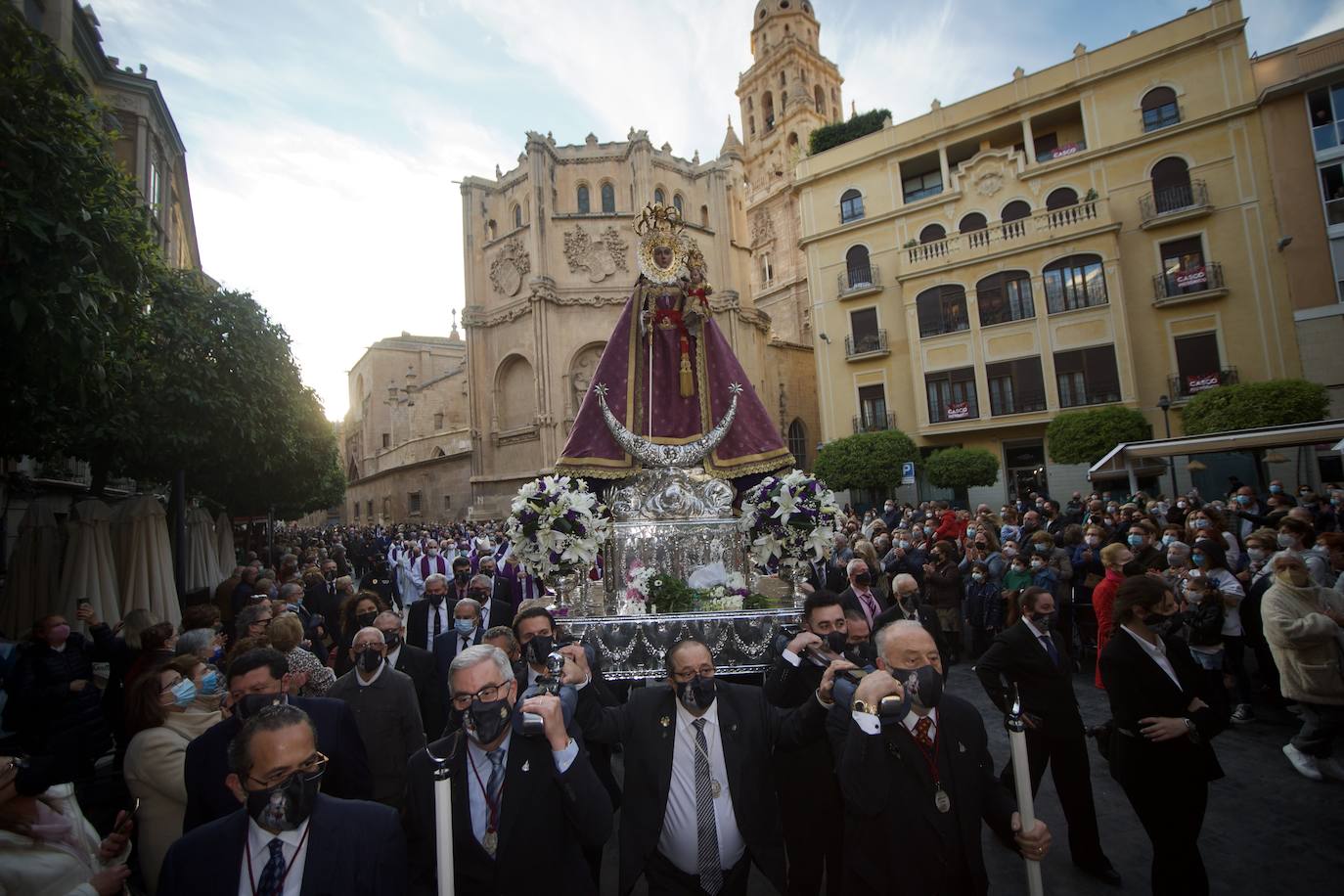 Fotos: Una procesión para la historia de Murcia el día en que la Morenica no pudo bajar del santuario