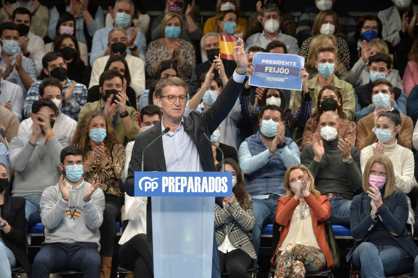 Fotos: Las imágenes del acto de Feijóo en el Teatro Circo de Murcia